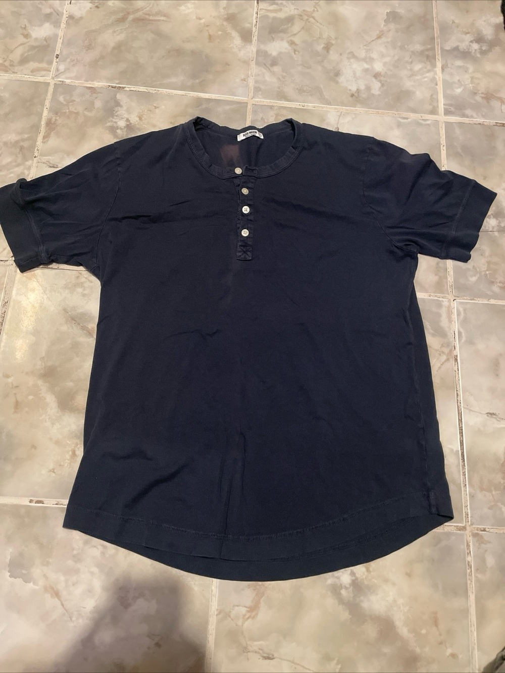 Buck Mason Curved Hem Henley Men’s SZ L Short Sleeve Pima Cotton